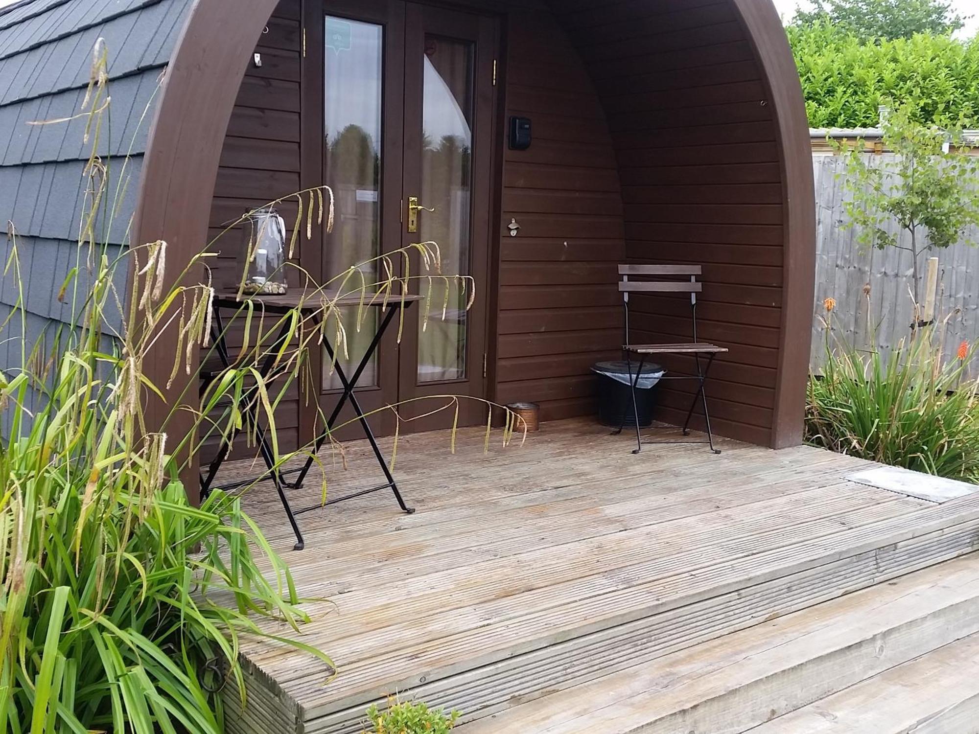 The Little Hide - Adult Only Camping Pods Wigginton  Bagian luar foto