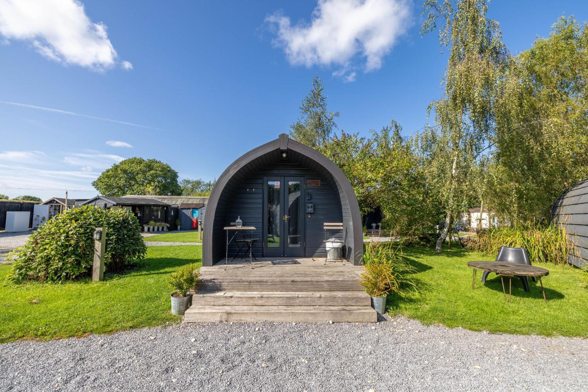 The Little Hide - Adult Only Camping Pods Wigginton  Bagian luar foto